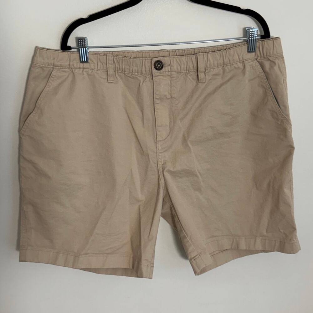 Chubbies Original Khaki shorts size XXL 7" inseam